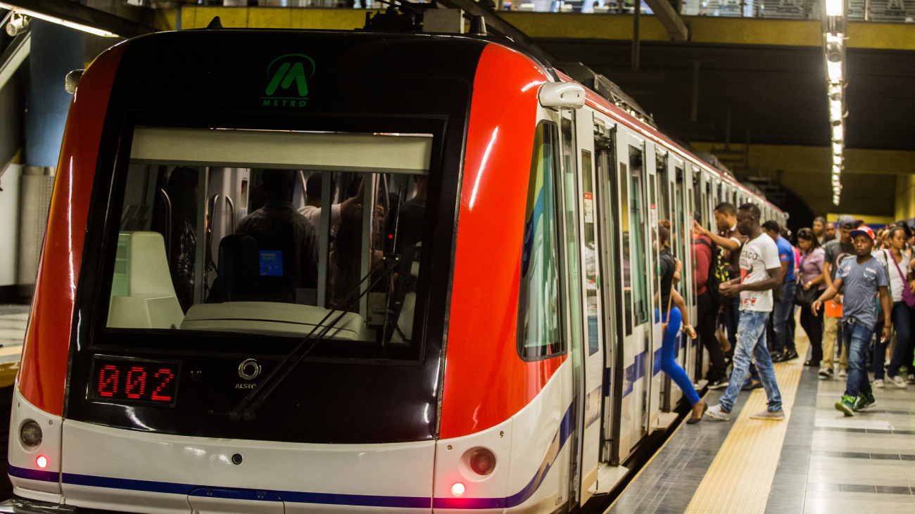 Metro y el Teleférico tendrán horarios especiales por navidad