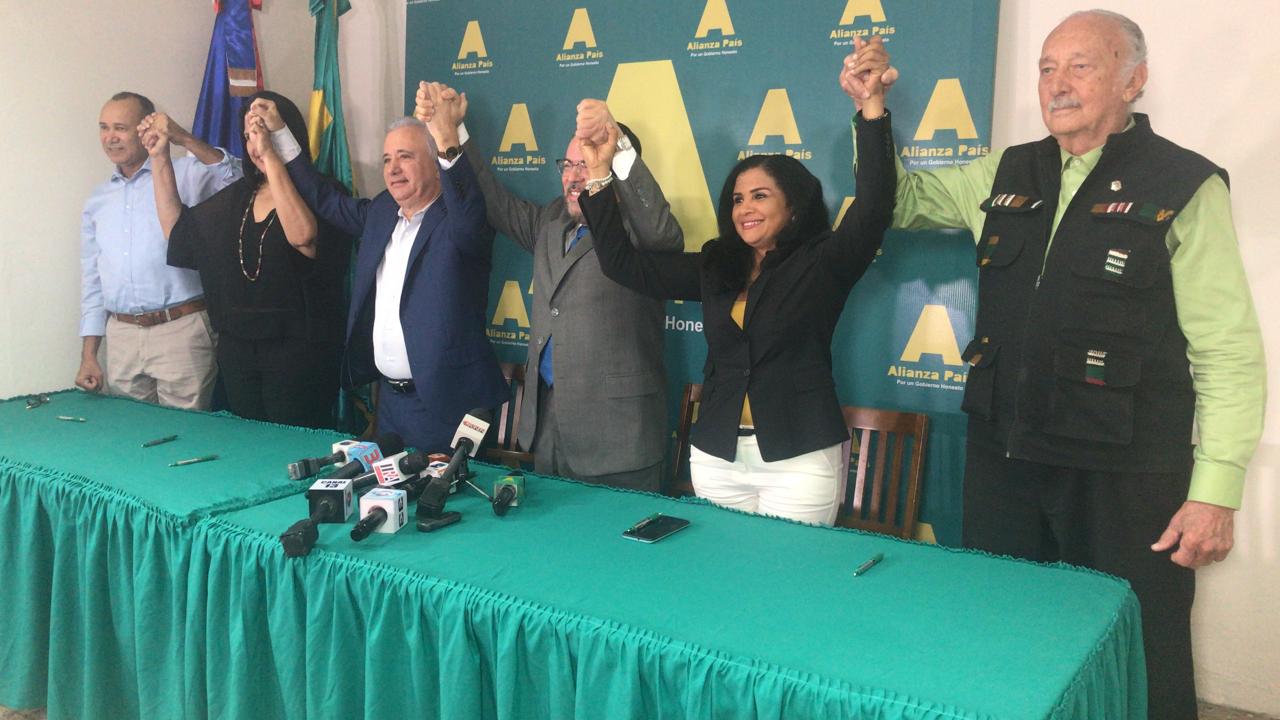 AlPaís presenta a Antonio Taveras Guzmán como su candidato a senador por SD