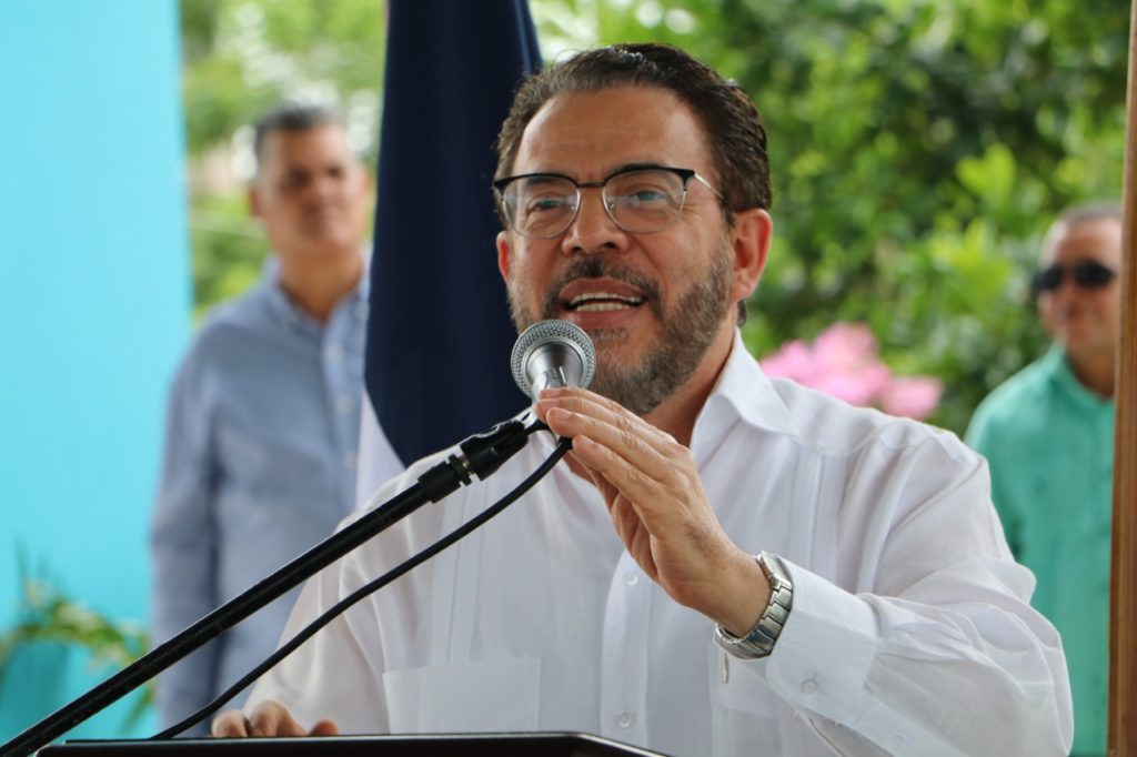 Guillermo Moreno pide a JCE respetar y hacer respetar la legalidad electoral.