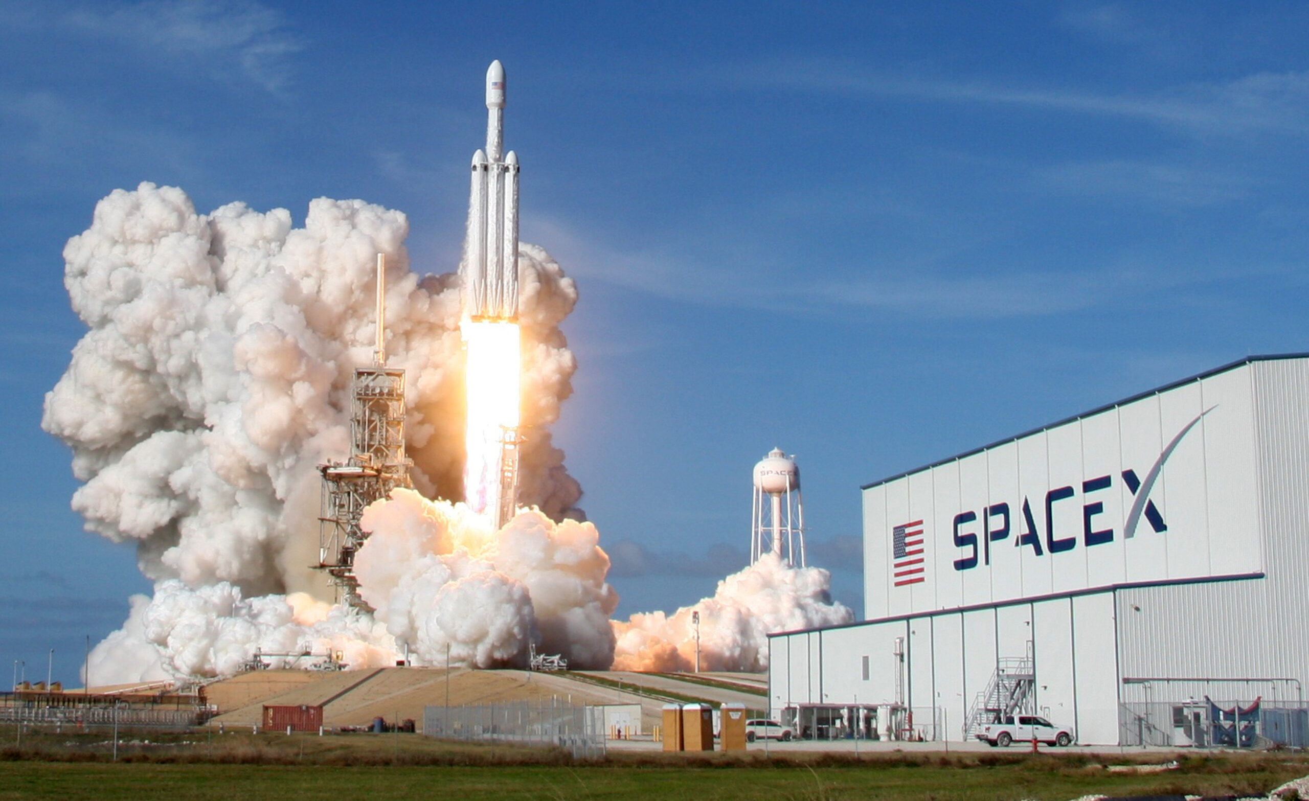 Cohete de SpaceX listo para lanzamiento