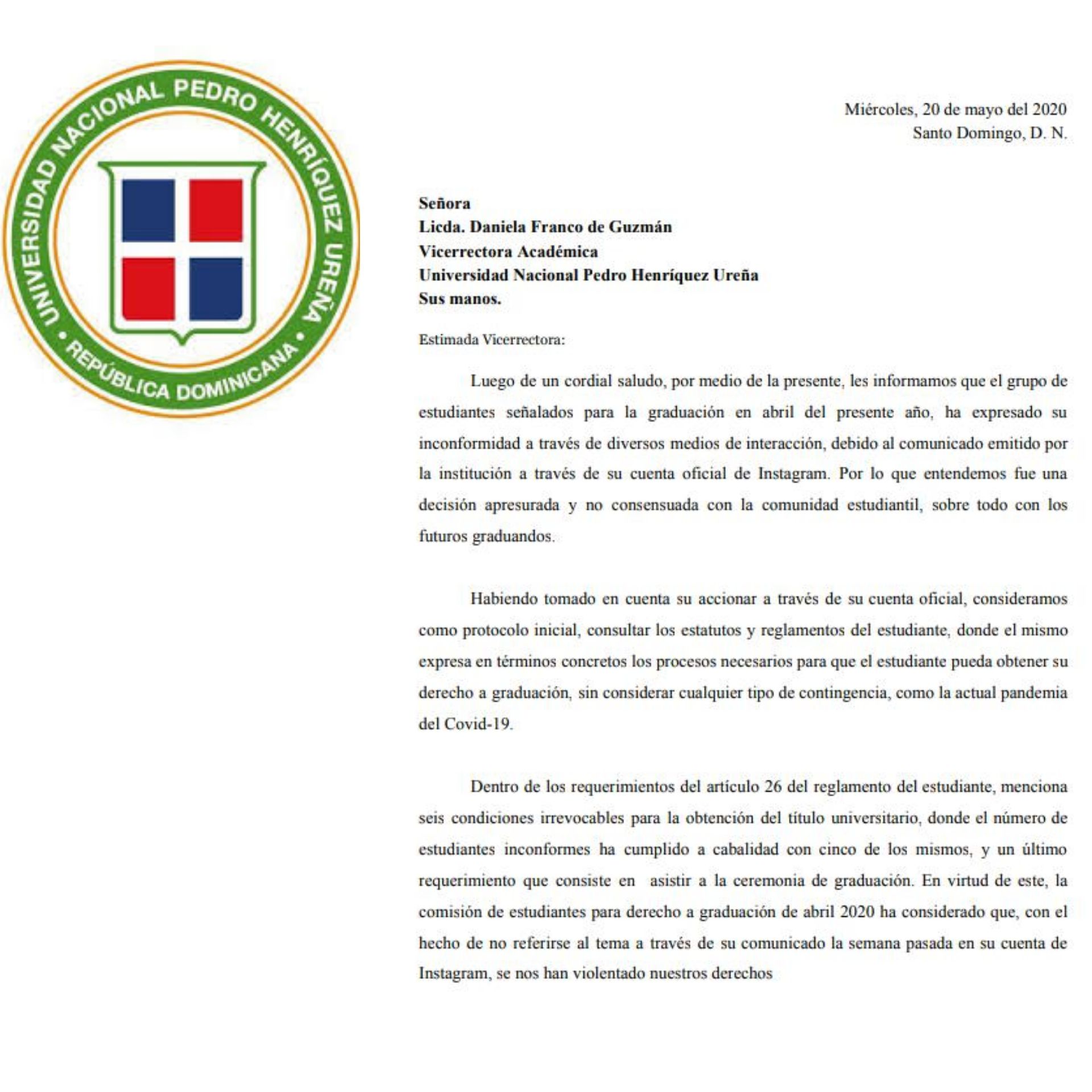 Estudiantes de la UNPHU se manifiestan por no recibir respuestas sobre su graduación