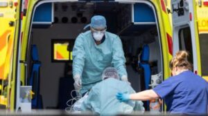48 muertes más en Reino Unido por Covid, en total 44,650 descenso