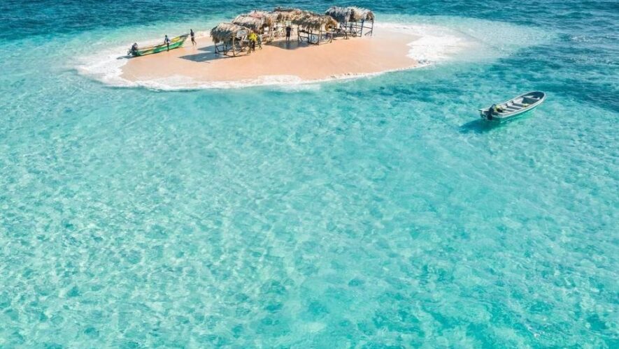 Cayo Arena, calificada como una de las mejores playas del Caribe según Forbes