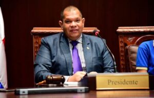 Alcalde Carlos Guzmán da positivo al Covid-19