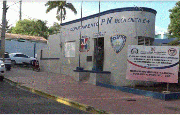Regidor en Boca Chica es apresado por violar toque de queda