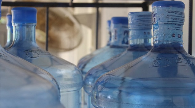 Aumentan precio del botellón de agua por alza en costo de producción