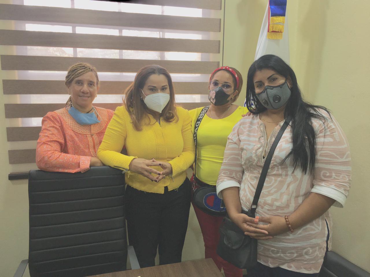 Mujeres denuncian no recibir ayuda destinada a casas de acogida