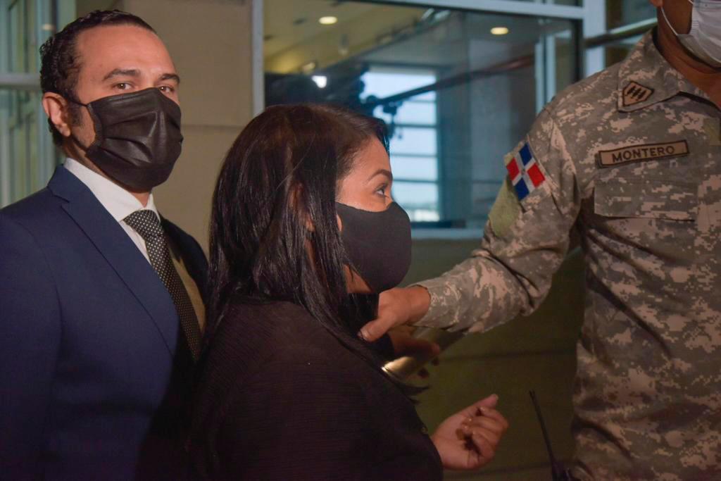 Pastora Rossy Guzmán y su hijo forman parte de la seguridad de Danilo