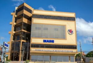Jurídico del INABIE fue suspendido por denuncias de irregularidades 