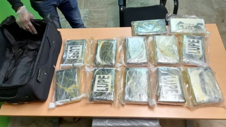 DNCD retiene 18 paquetes de Cocaína en Aeropuerto de Punta Cana