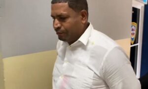 PN apresa hombre que supuestamente estafó a varias personas 