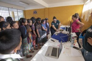 Samsung promueve la inclusión y participación de niñas y jóvenes en tecnología 