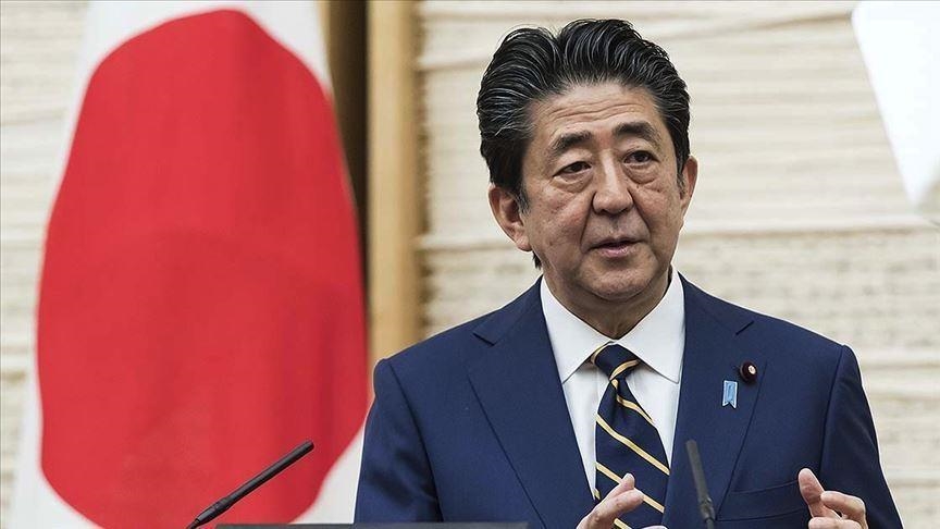 Asesinan a ex primer ministro de Japón durante acto electoral 