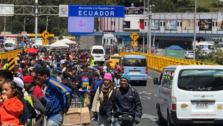 Más de 324.000 migrantes venezolanos podrán regularizarse en Ecuador