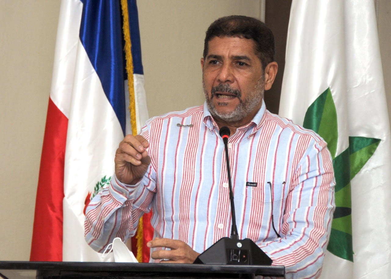Ministro de Agricultura afirma Ley Tasa Cero cumplió su objetivo