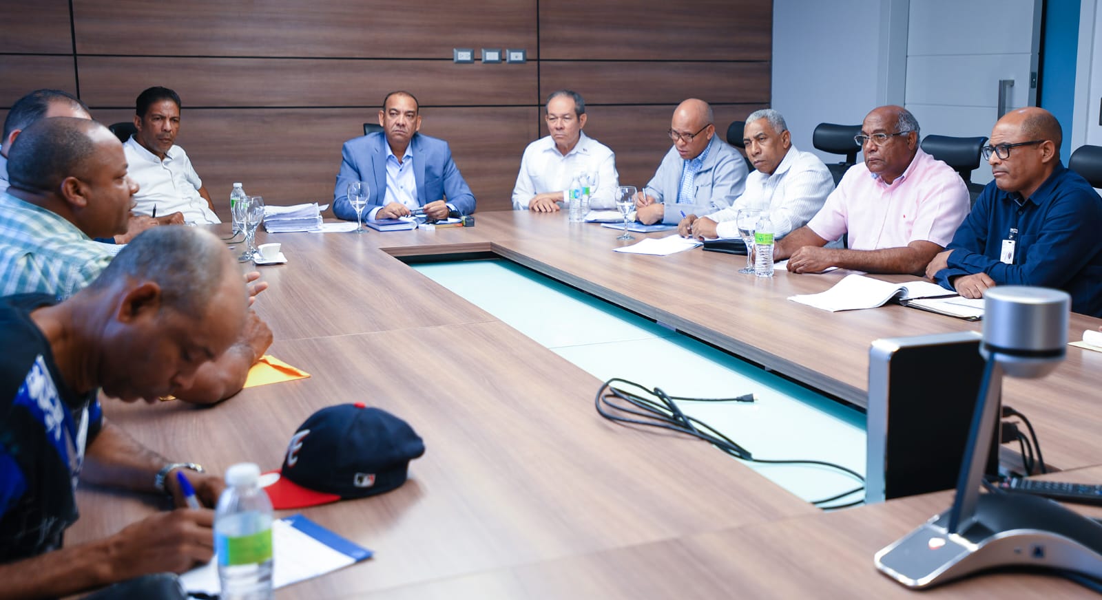 Obras Públicas inició inversión en aceras, contenes y asfaltado de calles de Santo Domingo
