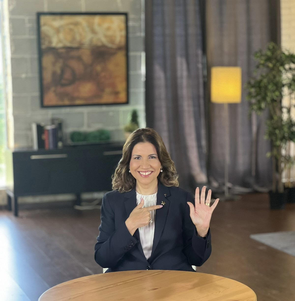 Margarita Cedeño votará en la escuela Santa Teresa de Jesús para la consulta interna del PLD