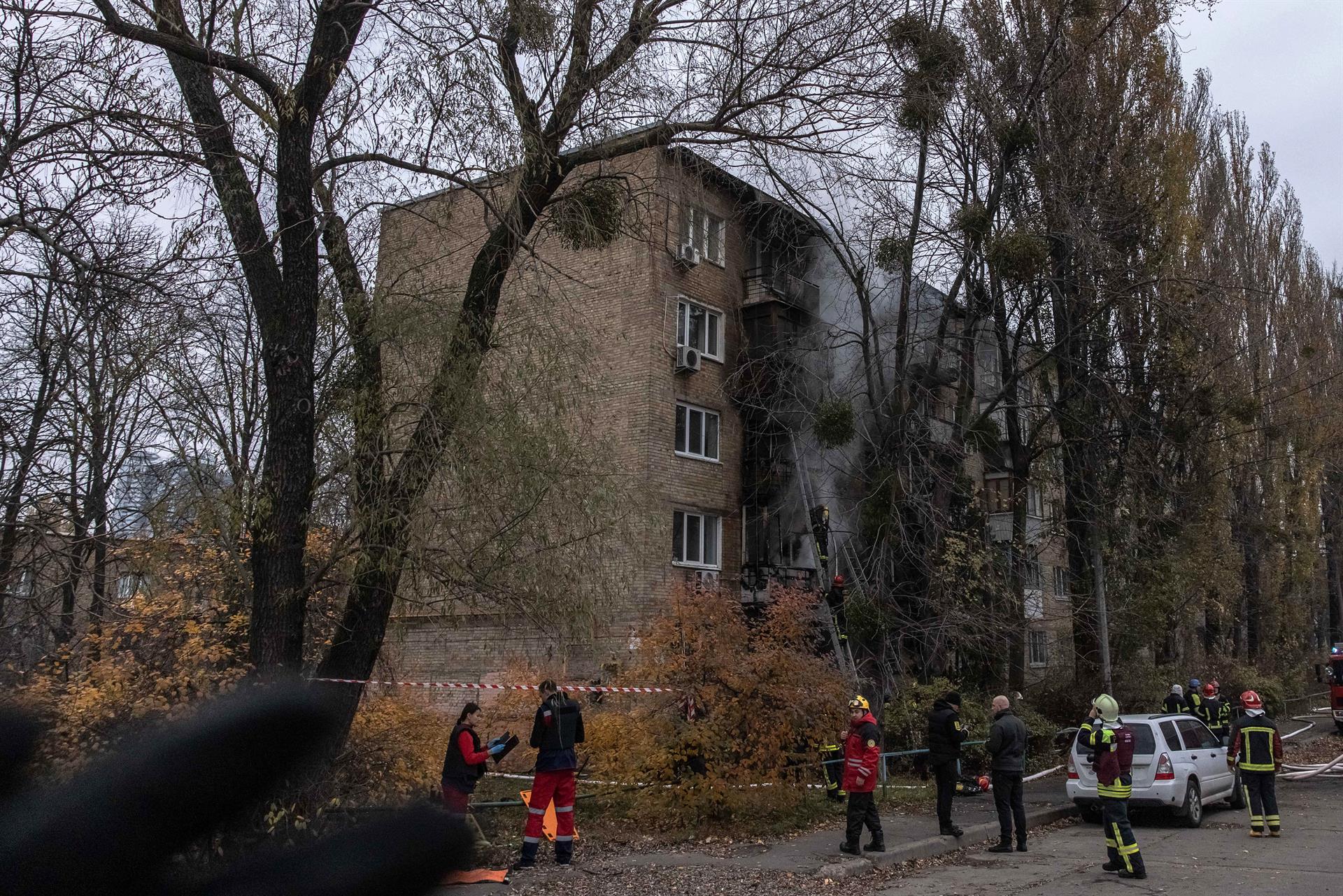 Rusia efectúa su mayor ataque contra la red eléctrica ucraniana durante el G20
