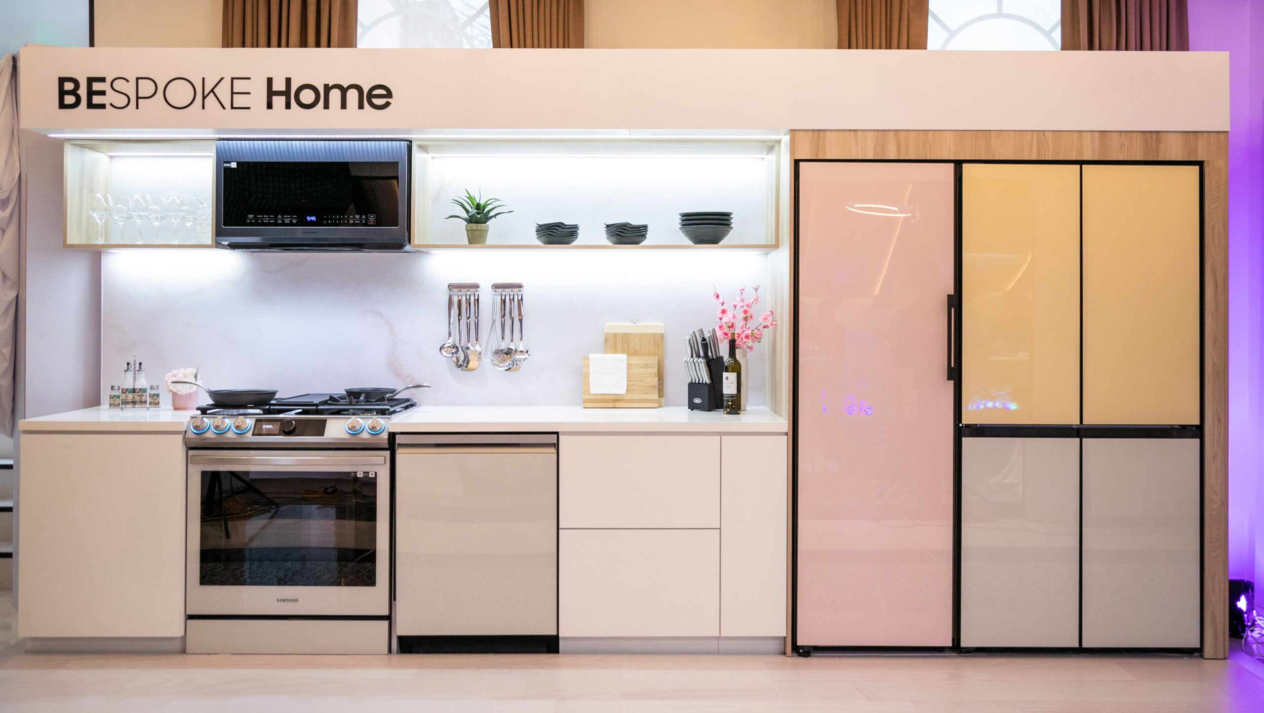 Conoce 3 razones para tener un refrigerador personalizado de la línea Bespoke
