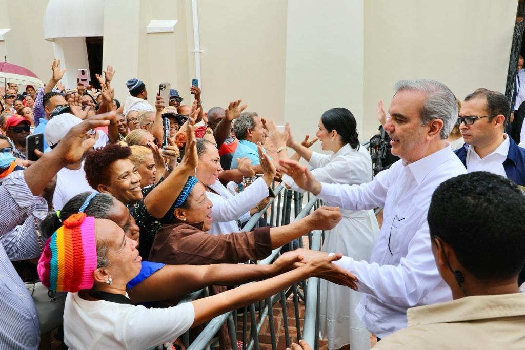 Presidente Abinader visitará Santiago y Moca este viernes y sábado