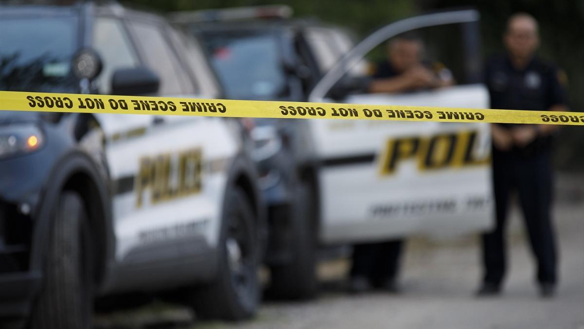 Al menos 3 muertos y 2 heridos en un tiroteo en la Universidad de Virginia