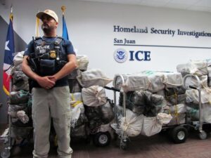 Dominicanos entre detenidos por cargamento de 901 kilos de cocaína en PR
