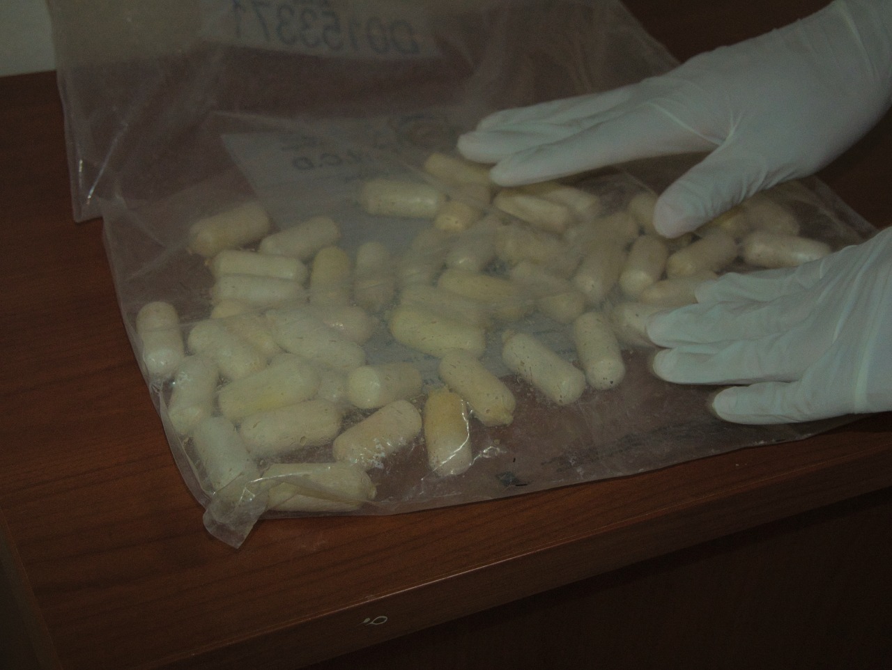 DNCD detiene mula en el AILA llevaba 49 bolsitas de cocaína en el estómago