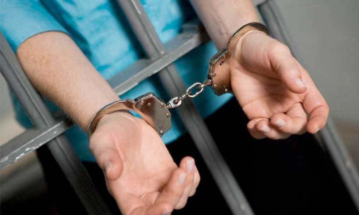 Detienen a una mujer por muerte de su hijo de dos años