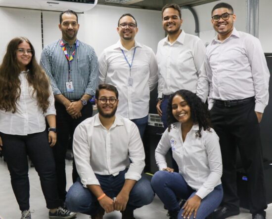 Estudiantes dominicanos ganan concurso internacional de robótica espacial