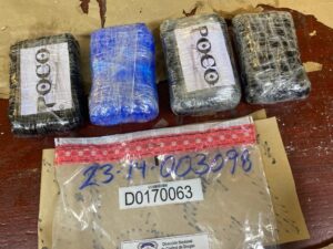 Autoridades apresan dos hombres con más de 4 mil gramos de cocaína en Nagua