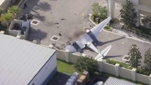 Al menos dos personas muertas tras estrellarse una avioneta en Florida 