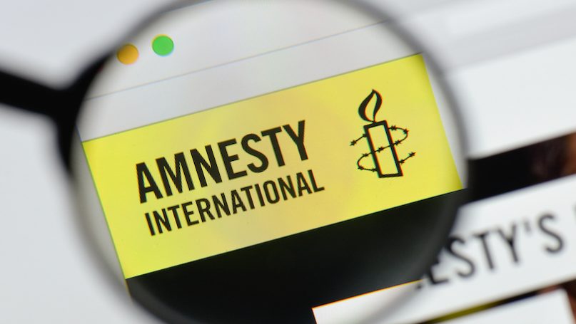 Amnistía Internacional denuncia discriminación dominicana a haitianos y el muro fronterizo