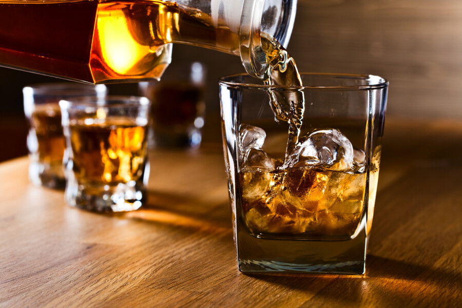 Cinco menores de edad resultan intoxicados por ingesta de alcohol