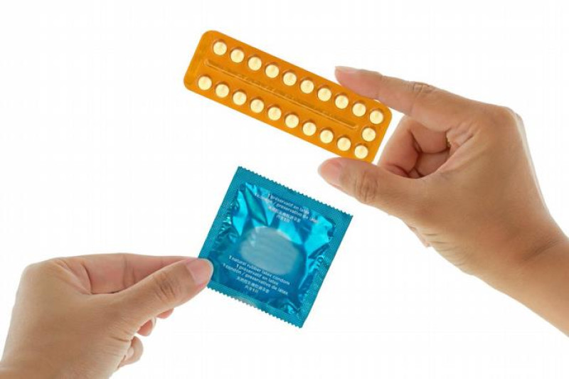 Kits de condones y anticonceptivos como regalo del gobierno causa de «vergüenza» en India