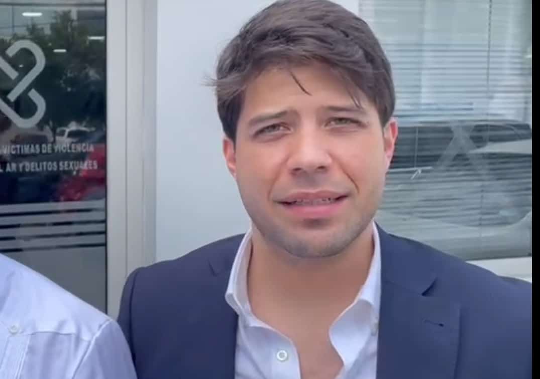 Envían a juicio a actor Andrés Castillo; acusado de supuesto acoso a menor