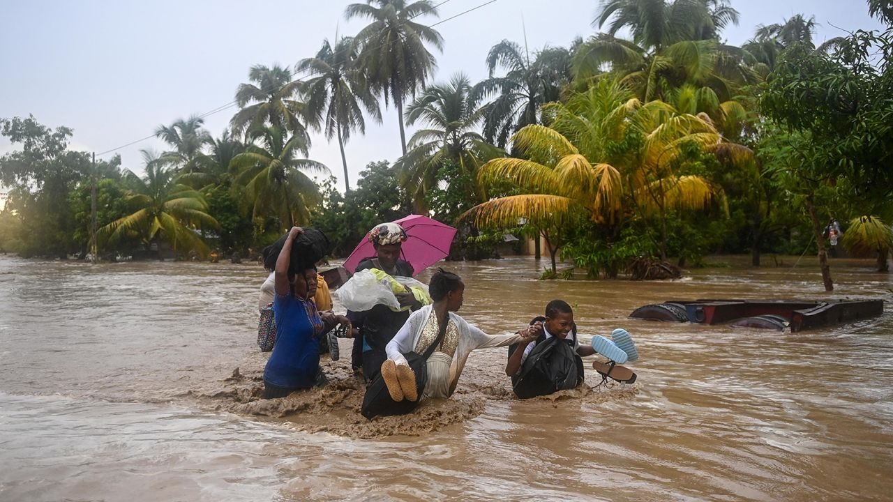 Aumenta a 42 los muertos en Haití tras inundaciones