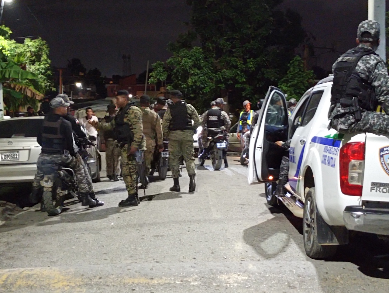 PN y Fiscalía de SDO realizan operativos preventivos contra criminalidad en Pantoja