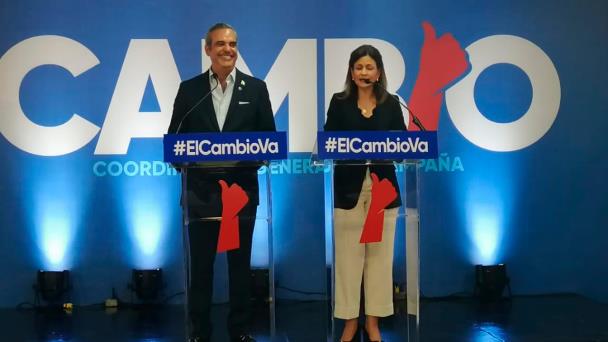 Raquel Peña exhorta a perremeístas participar en primarias; votará en Santiago
