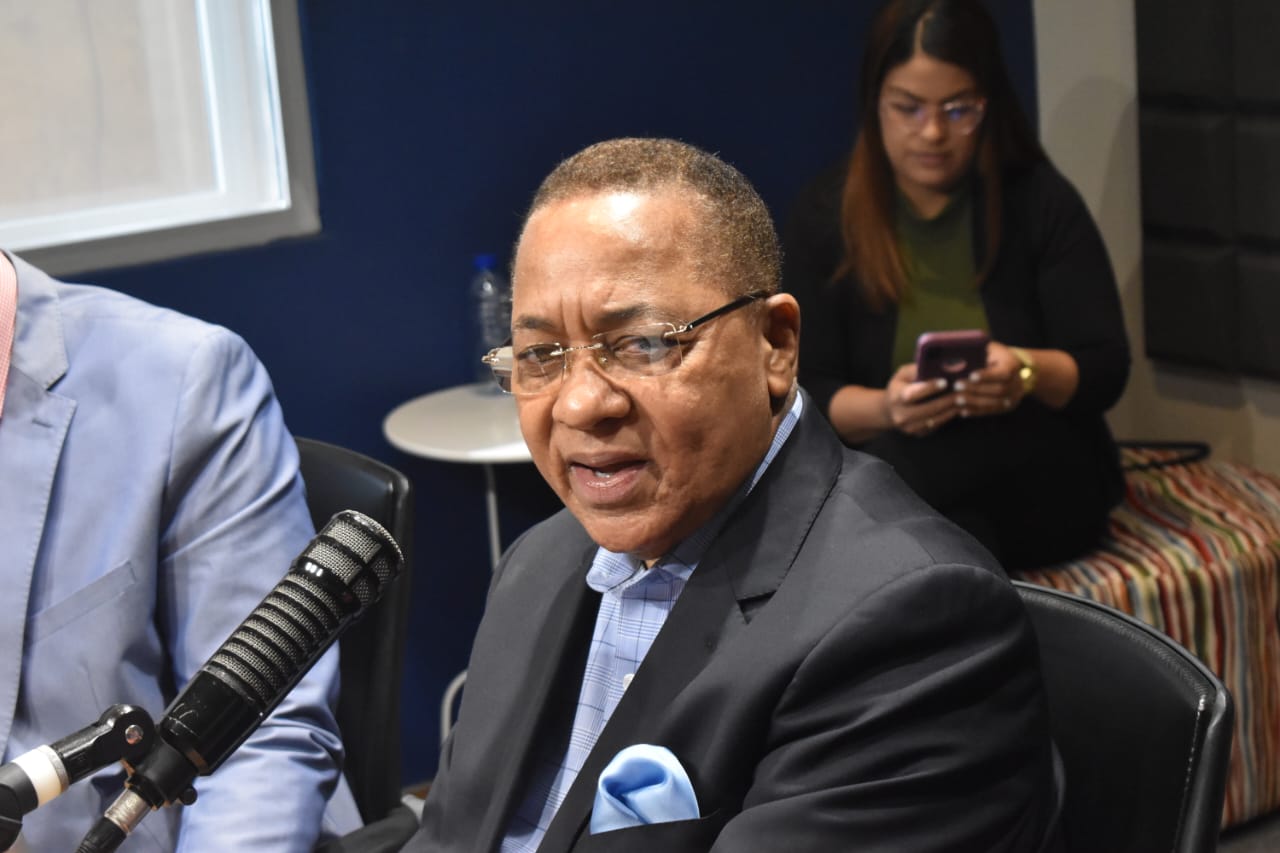 Ismael Reyes pone a disposición del gobierno sus medios de comunicación para Campaña de Prevención del Dengue