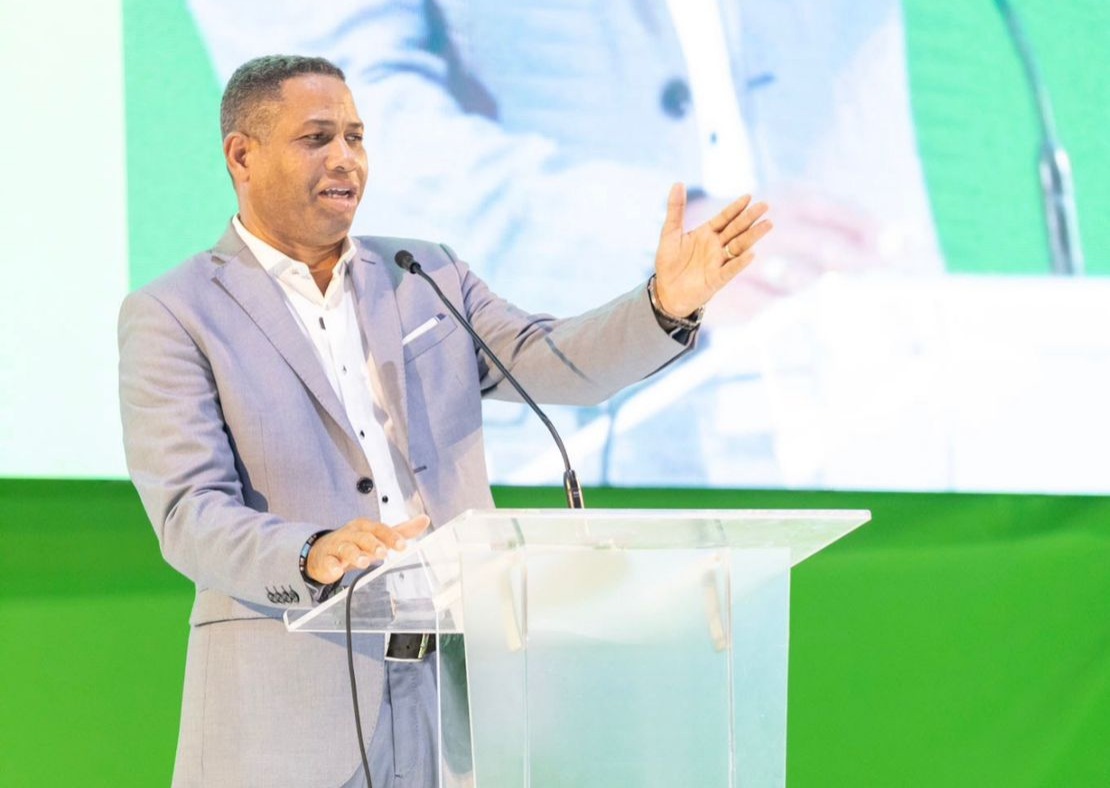 Trajano Santana asegura inversión en región Enriquillo impulsará provincia de Barahona