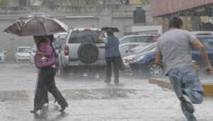 750 personas desplazadas por vaguada que afecta el país