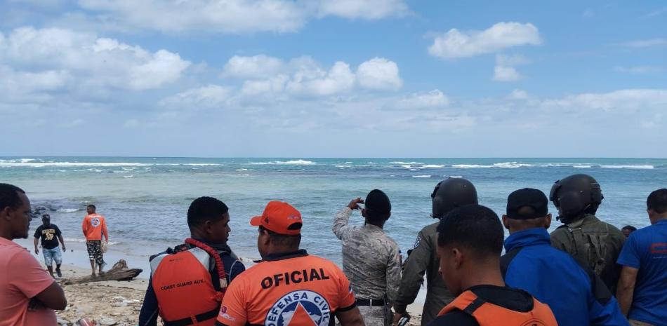 Defensa Civil continúa búsqueda de tres personas desaparecidas en Puerto Plata
