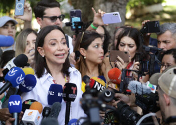María Corina Machado pide a los «comanditos» de campaña estar activos para manifestaciones