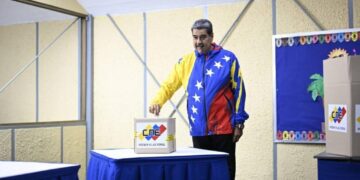 María Corina Machado pide a los «comanditos» de campaña estar activos para manifestaciones