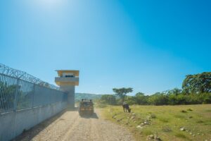 Verja perimetral entre RD y Haití avanza en un 84% en su primera etapa