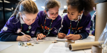 MASTERCARD Y DISCOVERY EDUCATION IMPULSAN EL FUTURO DE LA TECNOLOGÍA A TRAVÉS DE GIRLS4TECH