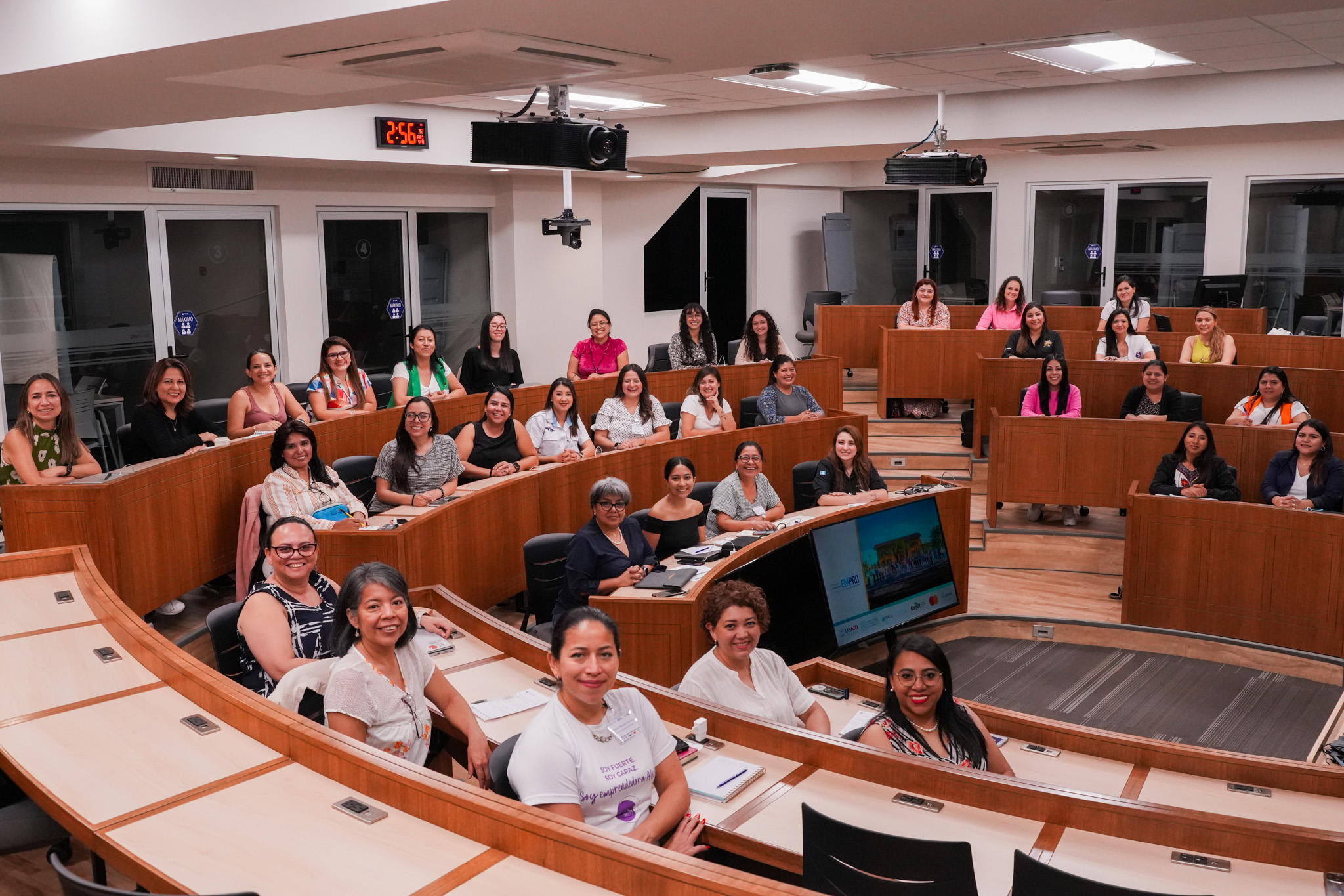 Mujeres en Latinoamérica lideran la intención de emprender con la menor brecha de género a nivel global, revela reporte de Mastercard