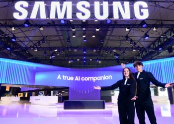 Samsung consolida su liderazgo en IA móvil en MWC 2025: de Galaxy AI a las redes centradas en software