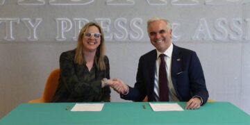 MINERD y Universidad de Cambridge acuerdan impulsar la enseñanza del inglés en RD