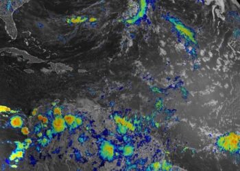 Se forma la primera onda tropical de la temporada de huracanes de 2025 en la Costa Occidental de Africa